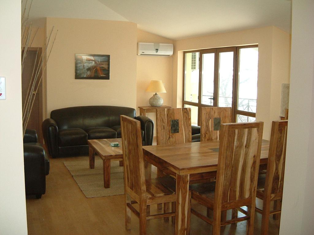 Balchik English House ภายนอก รูปภาพ